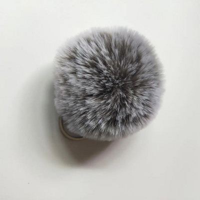 Breloc cu pompon din blană pufoasă, 27 de culori