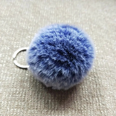 Breloc cu pompon din blană pufoasă, 27 de culori