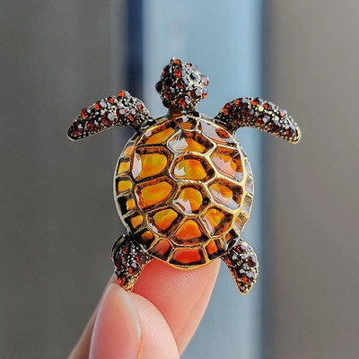Vintage Rhinestone Cute Cartoon Turtle Animal καρφίτσες για γυναίκες Ανδρικό παλτό Αξεσουάρ ρούχων Καρφίτσες καρφίτσας για πάρτι Δώρα κοσμήματα