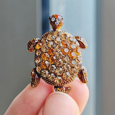 Vintage Rhinestone Cute Cartoon Turtle Animal καρφίτσες για γυναίκες Ανδρικό παλτό Αξεσουάρ ρούχων Καρφίτσες καρφίτσας για πάρτι Δώρα κοσμήματα