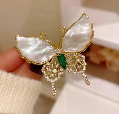 Elegantne Pearl Crystal Liblikas pärg Pross Mood Temperament Ehted Ülikond Riietus Mantel Haaknõelad