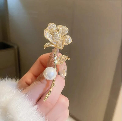 Elegantne Pearl Crystal Liblikas pärg Pross Mood Temperament Ehted Ülikond Riietus Mantel Haaknõelad