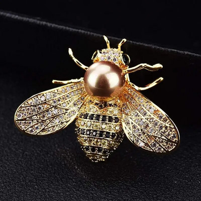 Elegantne Pearl Crystal Liblikas pärg Pross Mood Temperament Ehted Ülikond Riietus Mantel Haaknõelad