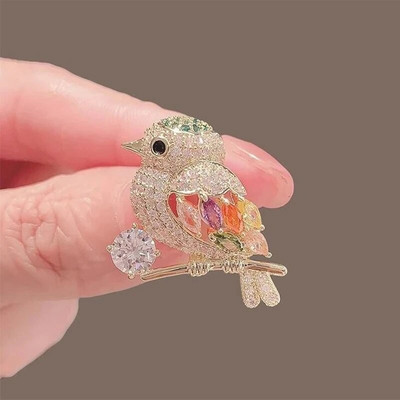 Elegantne Pearl Crystal Liblikas pärg Pross Mood Temperament Ehted Ülikond Riietus Mantel Haaknõelad