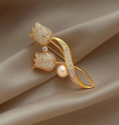 Elegantne Pearl Crystal Liblikas pärg Pross Mood Temperament Ehted Ülikond Riietus Mantel Haaknõelad