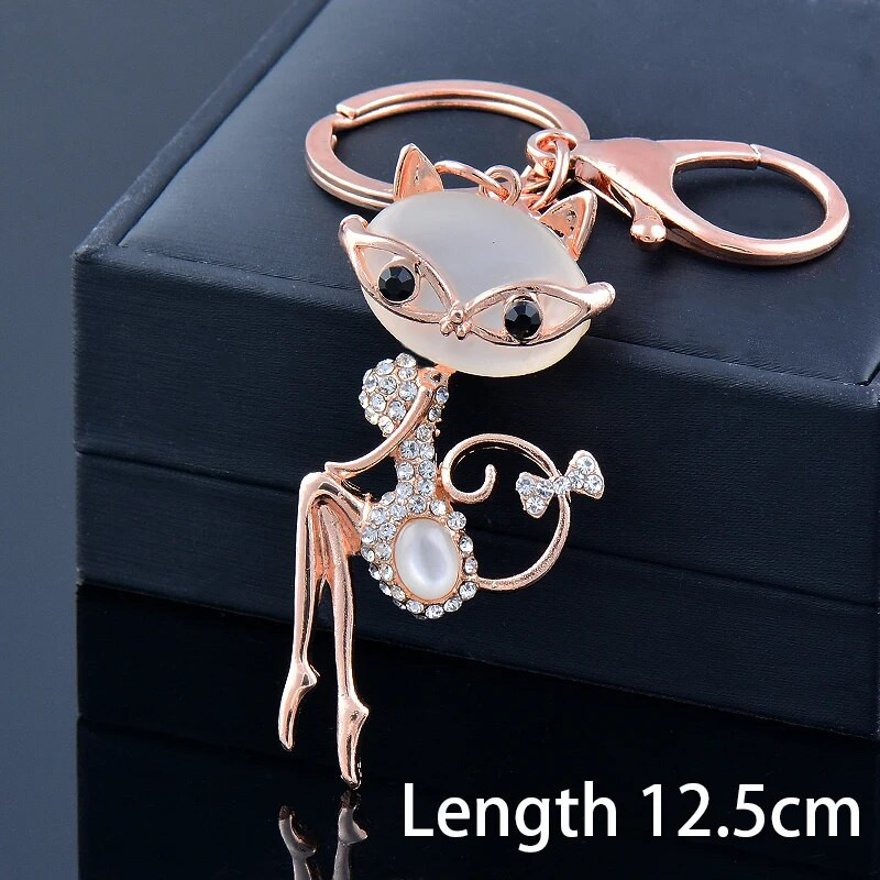 SINLEERY Slatka seksi mačka Privjesak za ključeve Crveno ružičasti privjesak od kubnog cirkonija Privjesak za ključeve Dodatni pribor Nakit Prijateljev dar nakit