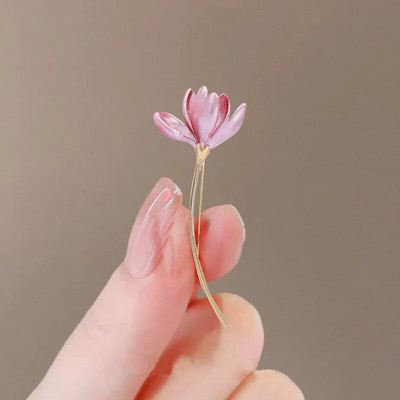 New Style Plum Blossom Branch Pearl Star καρφίτσες για γυναίκες Κομψές τσάντες ένδυσης Αξεσουάρ Καρφίτσες πέτο για δείπνο γάμου 2024