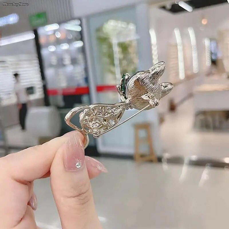 Καρφίτσες κρεμαστό κόσμημα γάτας Κορέας Rhinestone 1 τμχ για γυναίκες από κράμα Animal pins Fashion Crystal Corsage καθημερινά αξεσουάρ