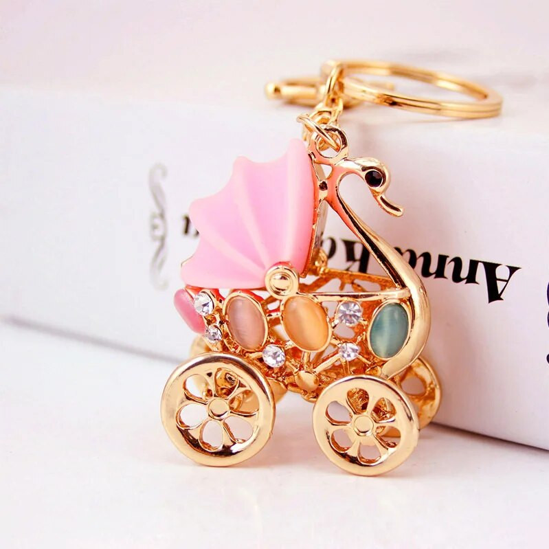 Creative Cute Bērnu ratiņu modelēšana Atslēgu piekariņš Gulbis Sieviešu soma Aksesuāri Metāla kulons atslēgu piekariņš Amatniecība maza dāvana