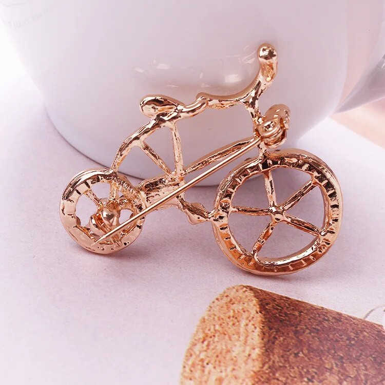 Modes personības kristāla velosipēdu sakta vīriešiem un sievietēm Dāvanu modes uzvalku aksesuāri Adatu līgavas sakta sievietēm