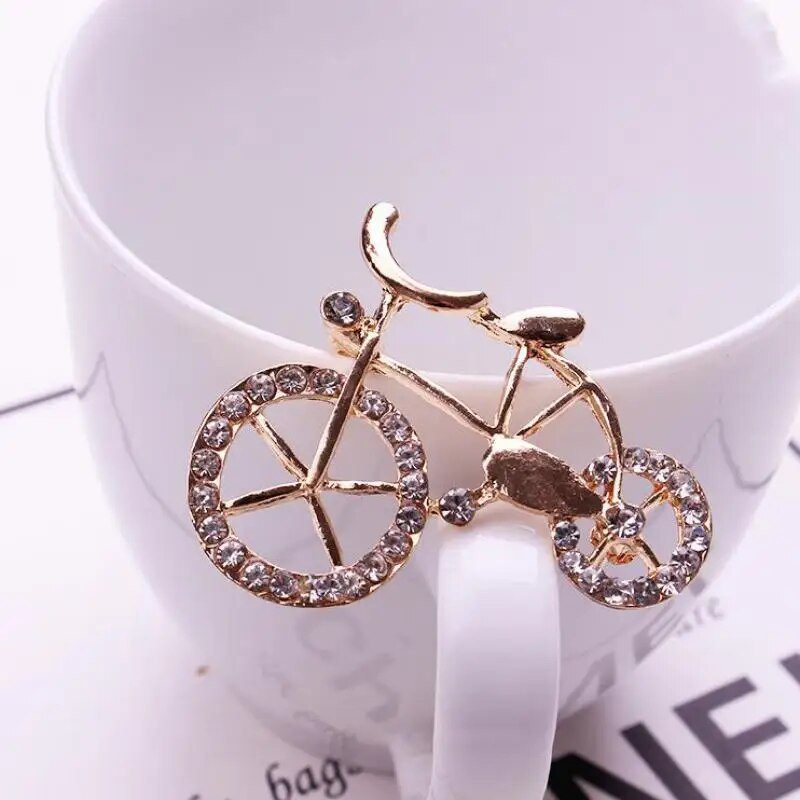 Modes personības kristāla velosipēdu sakta vīriešiem un sievietēm Dāvanu modes uzvalku aksesuāri Adatu līgavas sakta sievietēm