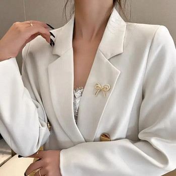 Изящни перлени брошки с панделка за жени Анти-светъл корсаж Модни фиксирани игли за дрехи Бижута Малки аксесоари Подарък