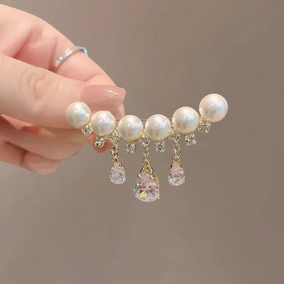 Rhinestone tauriņu saktas sievietēm sudraba krāsā, grezns dizains augstas kvalitātes kukaiņu atloka piespraudes Sieviešu mētelis korsāža kāzu dāvana