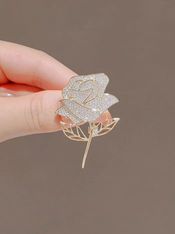 Fashion Inlaid Rhinestone Rose καρφίτσες για γυναίκες Πολυτελής Προσωπικότητα Χρυσό Χρώμα Λουλούδι Μεταλλικές καρφίτσες καρφίτσας Κοσμήματα Δώρα γάμου