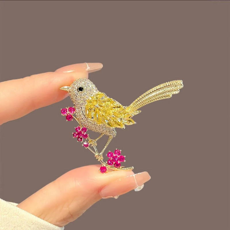 Κινεζικό στυλ Πολύχρωμες καρφίτσες Magpie Bird καρφίτσες για γυναίκες Άντρες Ευοίωνο Ζώο Καλή τύχη Κοσμήματα με λαμπερά άνθη δαμάσκηνου