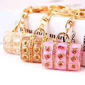 Radošs gudrs 3 krāsu krāsas pulveris dāmu rokassomu soma atslēgu piekariņš pilošs eļļa process auto atslēgu piekariņš metāla kulons maza dāvana