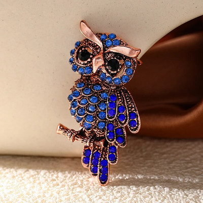 Τυχερή τετράφυλλη καρφίτσα τριφύλλι γαλλική ρετρό σμαραγδένια κορσάζ Σταθερά ρούχα Αντι-άδεια πόρπη καρφίτσα για γυναικεία κοσμήματα νυφικού