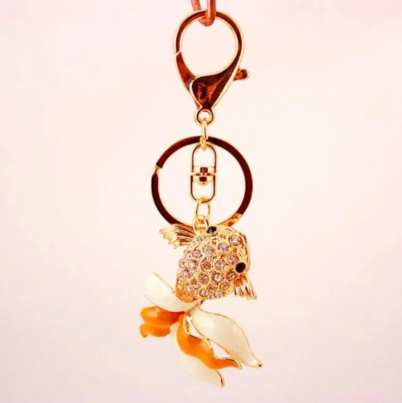 Liela daudzuma kristāla zivju atslēgu piekariņu turētājs Zelta zivtiņas soma sprādzes rokassomas kulons automašīnu atslēgu piekariņiem sievietēm atslēgu piekariņu dāvana K1575
