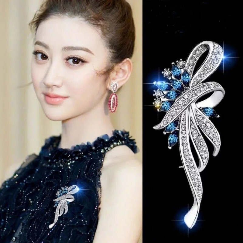 Elegantas Crystal Bauhinia saktas sievietēm Modes Rhinestone Pušķis Piespraudes Kāzu Rotaslietas Apģērbi Mētelis Atloku piespraudes