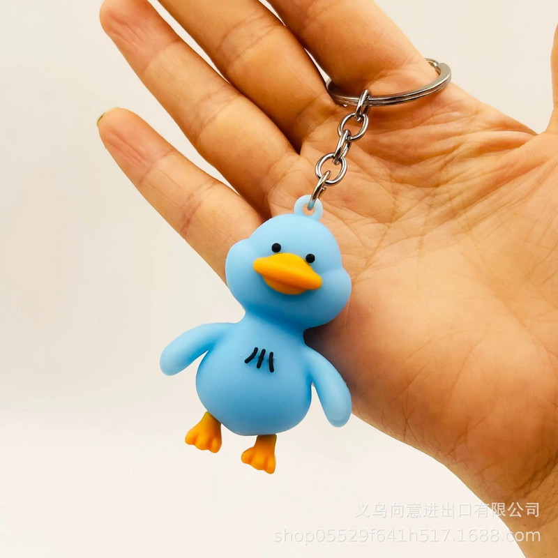 Karikatūra Dzeltenās pīles atslēgu piekariņš Bezmaksas piegāde Radoša dāvana Action Figūra Auto atslēgu piekariņš DIY Rotaslietas