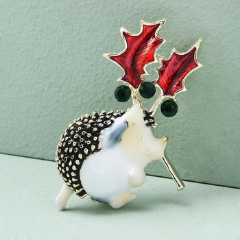 Wuli&baby χαριτωμένος σκαντζόχοιρος που κρατά φύλλα κόκκινα κρυστάλλινα φασόλια καρφίτσες καρφίτσες για κοσμήματα ζώων με τυχερό σμάλτο