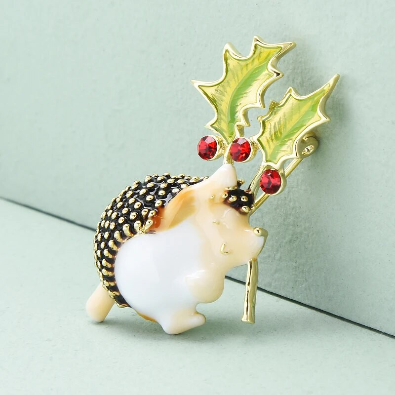 Wuli&baby jauks ezis, turot lapu, sarkanas kristāla pupiņas, saktas Lucky emalja dzīvnieku rotaslietas žetonu piespraudes