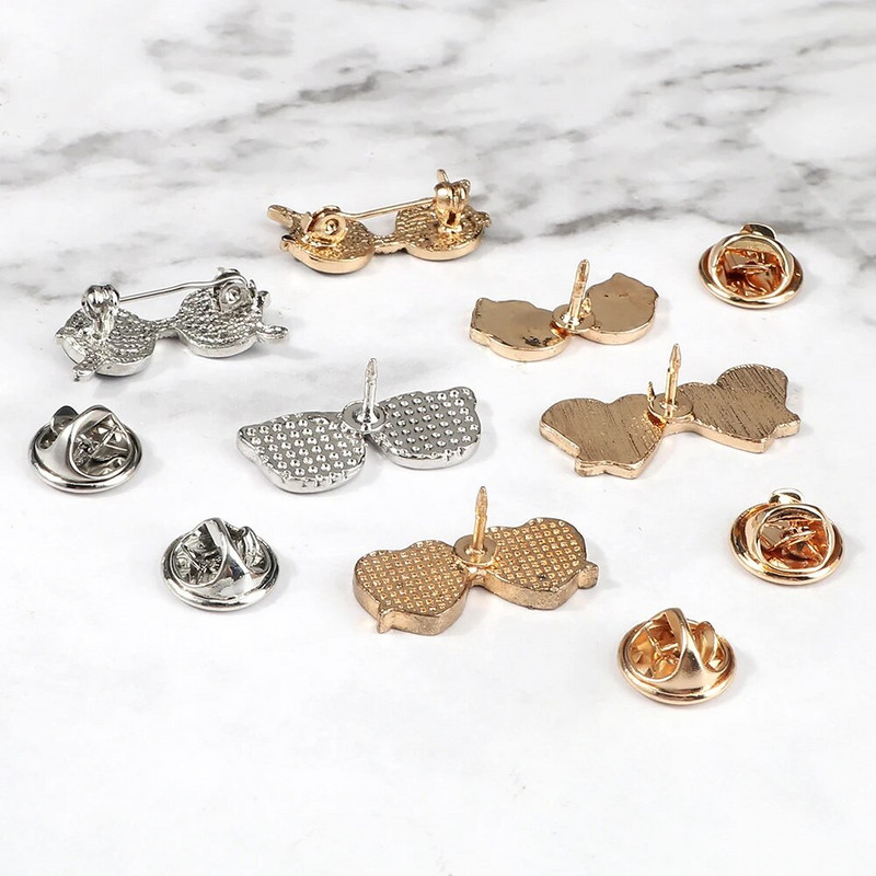 Vasaras pludmales saulesbrilles piespraudes modes personības emaljas piespraudes brīvdienām, meitenes, sievietes, mugursoma, cepure, atloka piespraudes, rotaslietas.