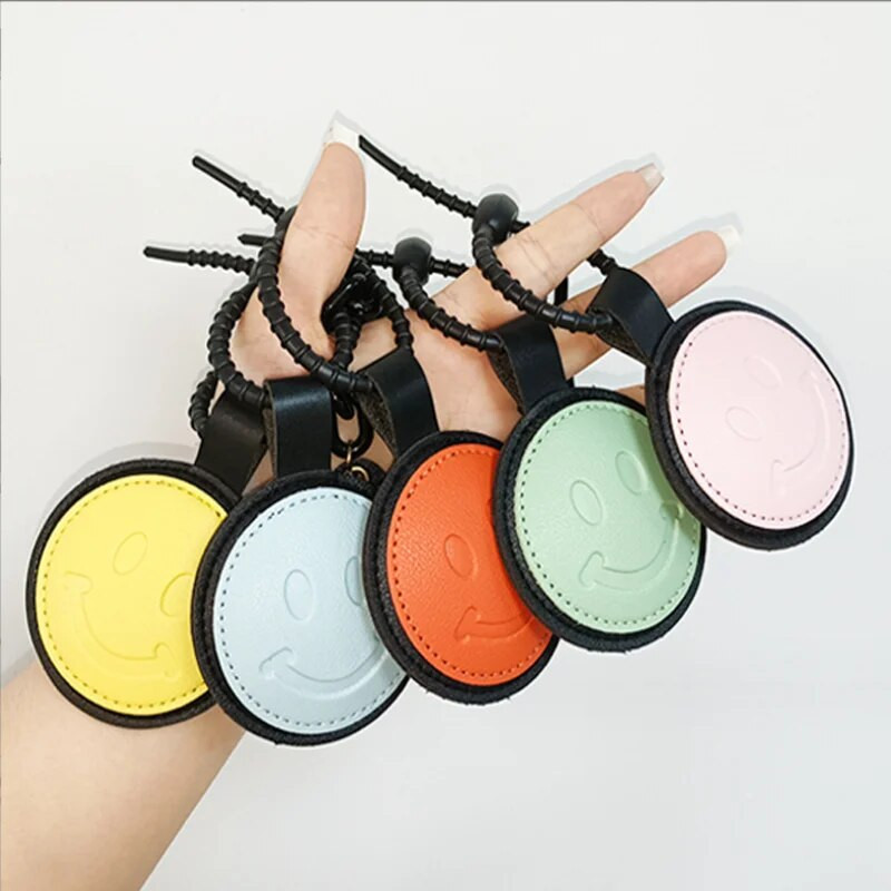 5 krāsu sirds formas PU ādas atslēgu piekariņi sievietēm Jauki sirds atslēgu piekariņi aksesuāri Rokassomu dekorēšana Auto atslēgu piekariņu vairumtirdzniecība