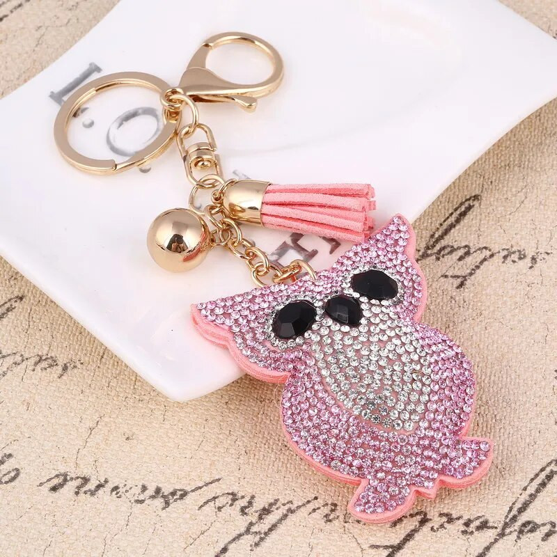 Krāsaini, jauki pūces kuloni atslēgu piekariņi ar kristāla zeltu pārklājumu atslēgu piekariņi atslēgu turētājs Moderns juvelierizstrādājumu somiņas aksesuāri dāvana