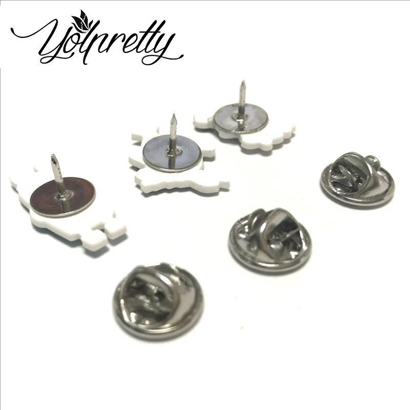 2023. gada jaunums modes karikatūra Jauki ezis dzīvnieki ar rokām darināti akrila epoksīda žetonu piespraudes