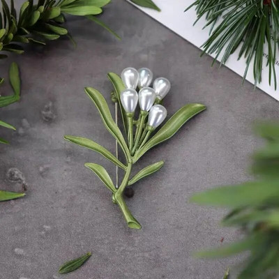 Jedinstveni dizajn Svježe zeleno lišće Biserni broševi za žene Modni kreativni nakit Pokloni Broševi Igle Šarm Dodaci za haljine