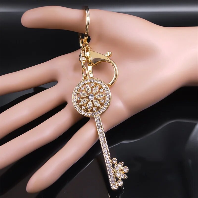 Estetski metalni privjesak sa kamenčićima u obliku ključa za žene/muškarce Zlatna boja cvijet života privjesak za ključeve Poklon nakit llavero KXHK1335S01