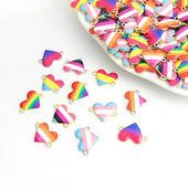 10gb Varavīksnes karoga Sirds formas emaljas savienotāji LGBT lepnums rotaslietas DIY aksesuāri Pāris kaklarota rokassprādze sakausējuma kuloni