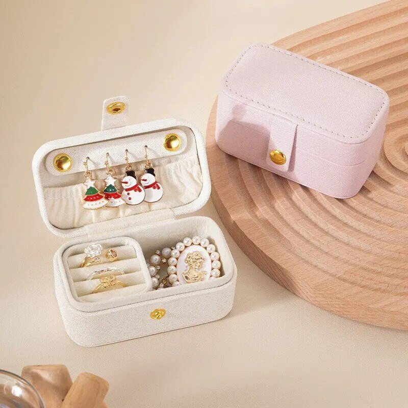 Διασυνοριακό Hot New Mini Small Pu Jewelry Box Travel Φορητά σκουλαρίκια Δαχτυλίδι κολιέ Snap Jewelry Box