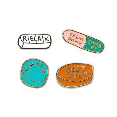 2-4gab/komplekts Radošās medicīniskās adatas Adatu stetoskops Sirds orgānu piespraudes medmāsai Ārsta soma Atloks nozīmītes Rotaslietas Dāvanas Vairumtirdzniecība