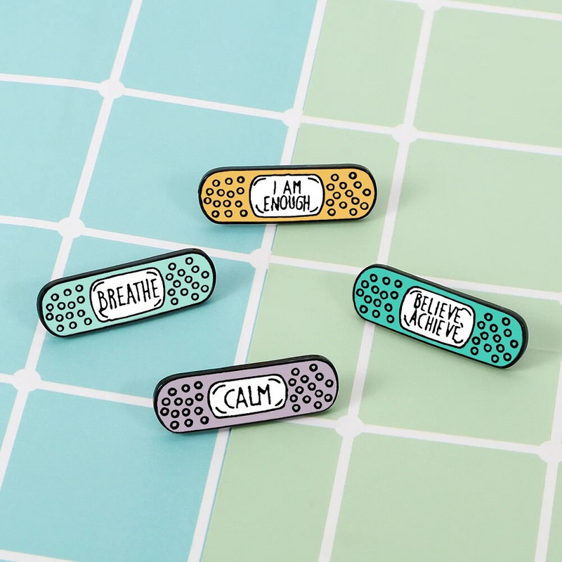 2-4gab/komplekts Radošās medicīniskās adatas Adatu stetoskops Sirds orgānu piespraudes medmāsai Ārsta soma Atloks nozīmītes Rotaslietas Dāvanas Vairumtirdzniecība