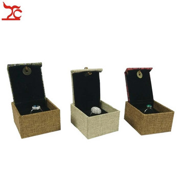 Луксозна кутия за съхранение на ленени пръстени с пискюли, правоъгълна ретро ленена калиграфия, органайзер за пръстени с лотос, дисплей, подаръчна кутия 6,5*6*4 см