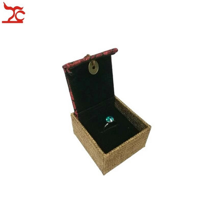 Luksuslik Tutt linasest sõrmuse hoiukast ristkülikukujuline retro linasest ekraan kalligraafia Lotus Ring Organizer vitriin kinkekarp 6,5 * 6 * 4 cm