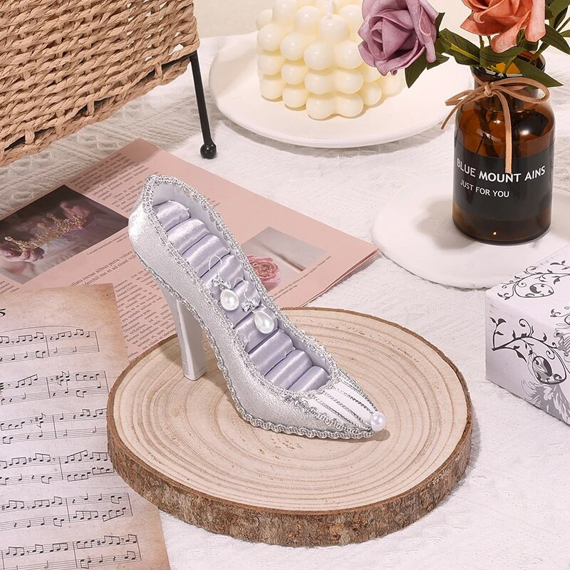 Βάση βάσης με δαχτυλίδι με δαχτυλίδια Δίσκος με ψηλά τακούνια σε σχήμα παπουτσιών Ράφι κοσμήματος Vintage στυλ Κουτί αποθήκευσης κοσμημάτων