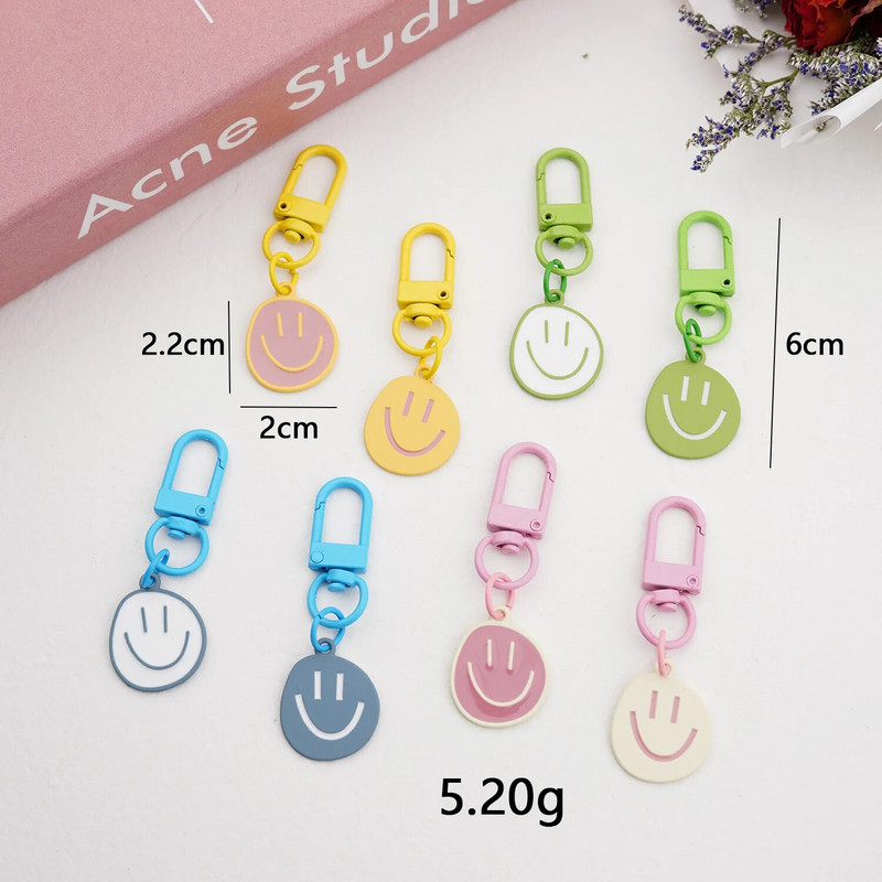 Dainy Happy Smiling Face Atslēgu piekariņš Candy Krāsa Emalja Metāla Kulons Sieviešu šarms Atslēgu soma Aksesuāri Atslēgu piekariņš
