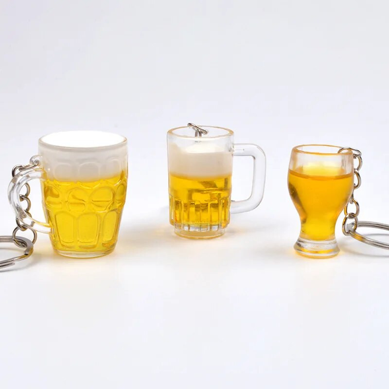 Simulācija Alus krūze Atslēgu piekariņi Sveķu atslēgu piekariņi Pāris Sieviešu Vīriešu Atslēgu piekariņi Piekariņi Juvelierizstrādājumu aksesuāri Dāvanu vairumtirdzniecība