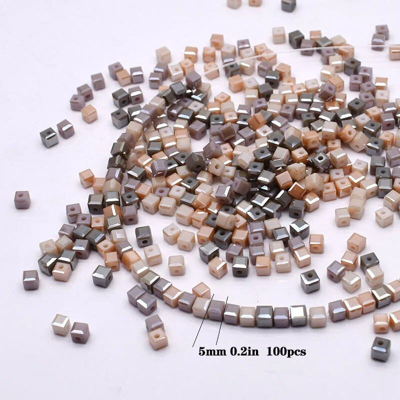 Rozā pur krāsa 3 4 5 mm čehu stikla kristāla krelles kubs kvadrātveida kristāla krelles piekariņi krāsa konfekšu sēklu krelles DIY rotaslietas izgatavošanai