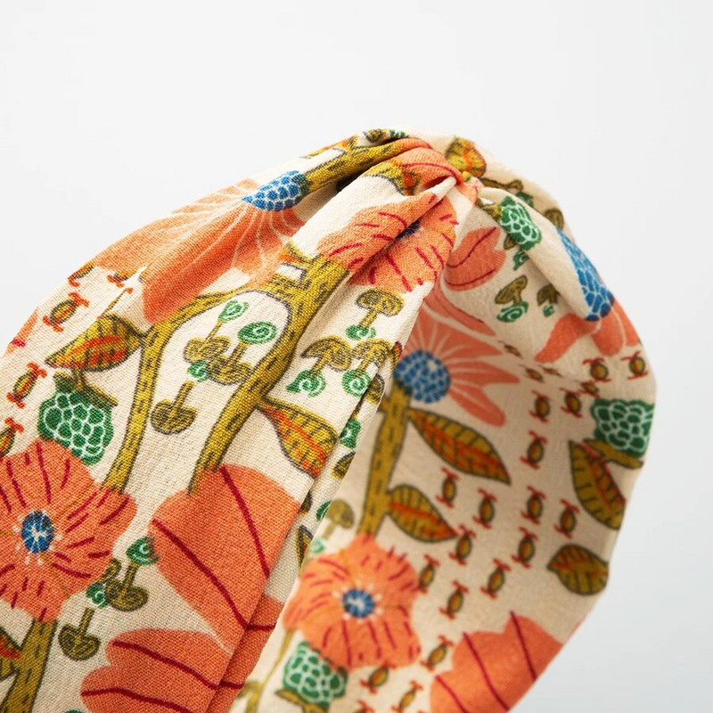 Μοντέρνα και απλή στριφτή κορδέλα μαλλιών, κεφαλόδεσμος από φρέσκο και εμπριμέ ύφασμα, αξεσουάρ μαλλιών με φαρδιά άκρη