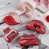 Caurspīdīga Rhinestone White Pearl pārspīlēt unikālas lūpas Yin Yang Tai Chi Heart Luksusa matu spīle sievietēm Meiteņu galvassegas JAUNUMS