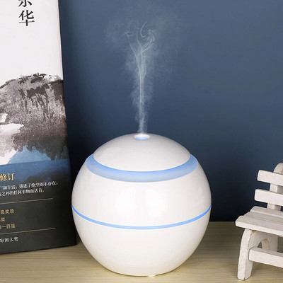 USB aroomiõli difuusor puidust elektriline niisutaja 130ml ultraheli õhuniisutaja mini aroomiteraapia LED valguse udumasin koju