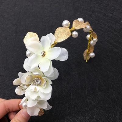 Tiaras Kõrvarõngakomplektid Pulmajuukse Aksessuaarid Naistele Lilled Rhinestone`ist Pärlipeapaelad Rippuvad Printsessi Pruudikroonid Ehted