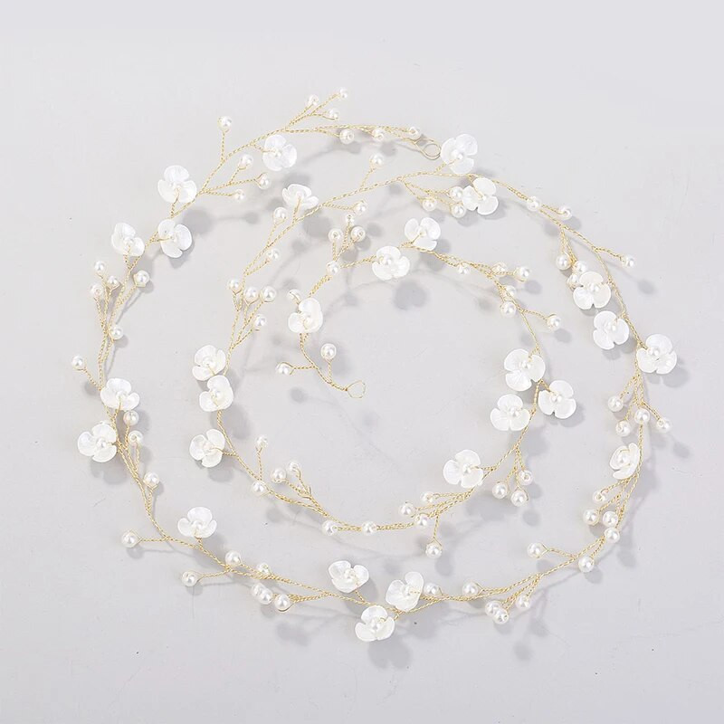 Ar rokām darināta gliemežvāku pērle ziedu līgava kāzu kāzu matu lente kristāla galvas saite kāzu matu aksesuāri roku darbs ziedu pērle