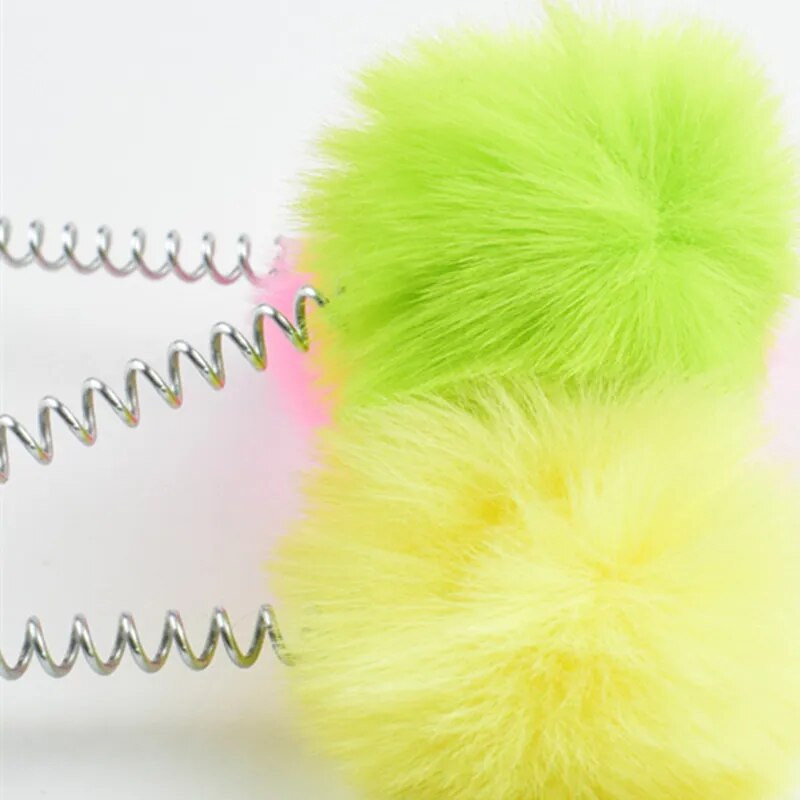 Kaķu rotaļlieta Plīša bumbiņu kaķu rotaļlietas Interaktīvas, smieklīgas rotaļlietas kaķiem, pret skrāpējumiem noturīgs piesūceknis Kaķu rotaļlieta ar zvaniņu mājdzīvnieku produkti