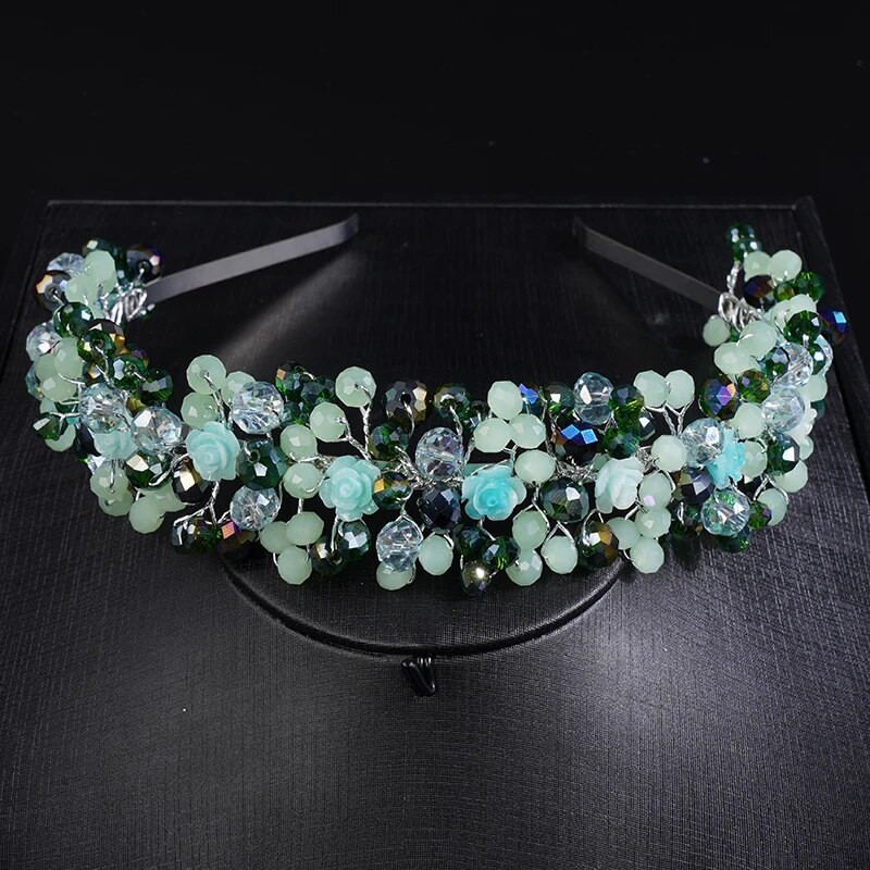 Vintage zaļā kristāla ziedu līgavas kroņa galvas saite ar rokām darināti kāzu matu aksesuārimoderni ziedu sieviešu ballīšu galvassegas tiāras