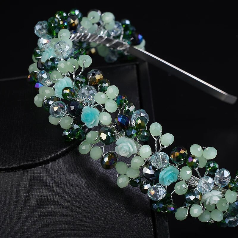 Vintage zaļā kristāla ziedu līgavas kroņa galvas saite ar rokām darināti kāzu matu aksesuārimoderni ziedu sieviešu ballīšu galvassegas tiāras
